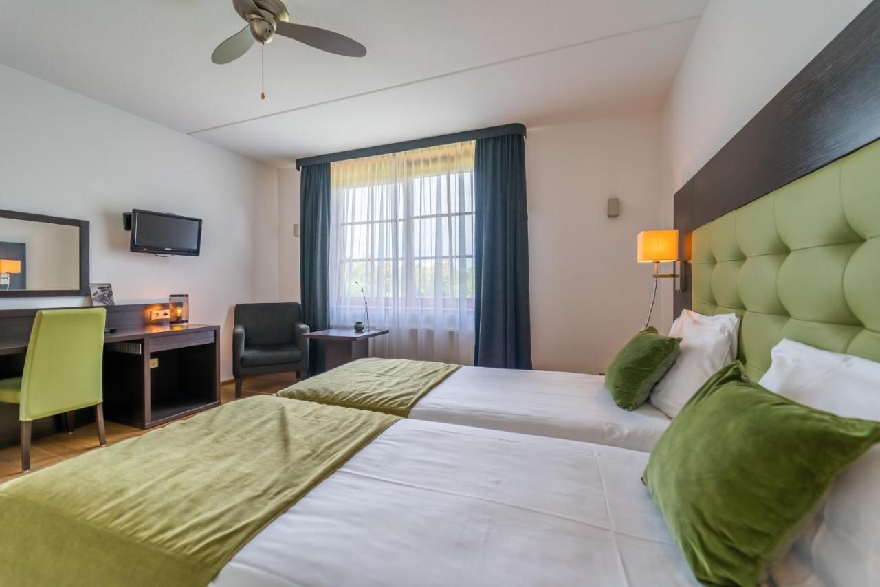 Hotel Inn Salland Раалте Екстериор снимка